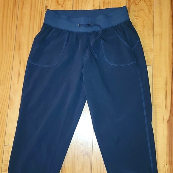 3/15❤️Athletic Works thin pants. Dri-More Tech S - Picture 2 of 8